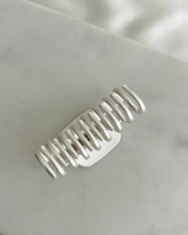 Matte Silver Metal Claw Clip
