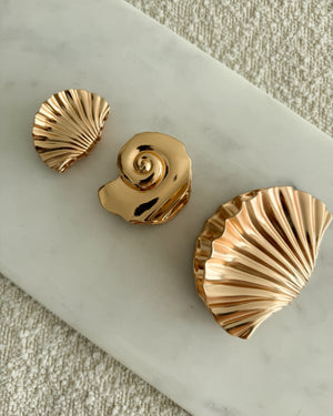 Swirl Shell Claw Clip Gold