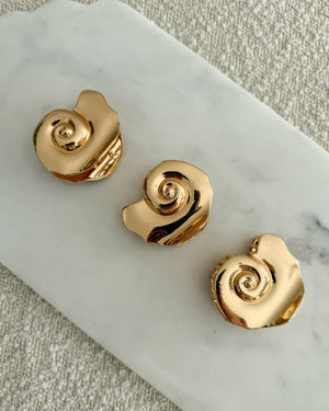 Swirl Shell Claw Clip Gold