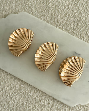 Icon Shell Claw Clip Gold