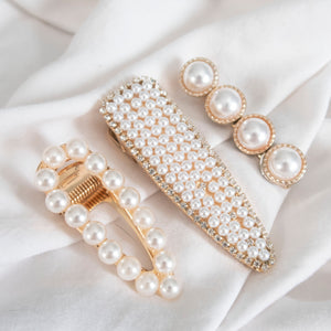 Noel Pearl Hair Clip