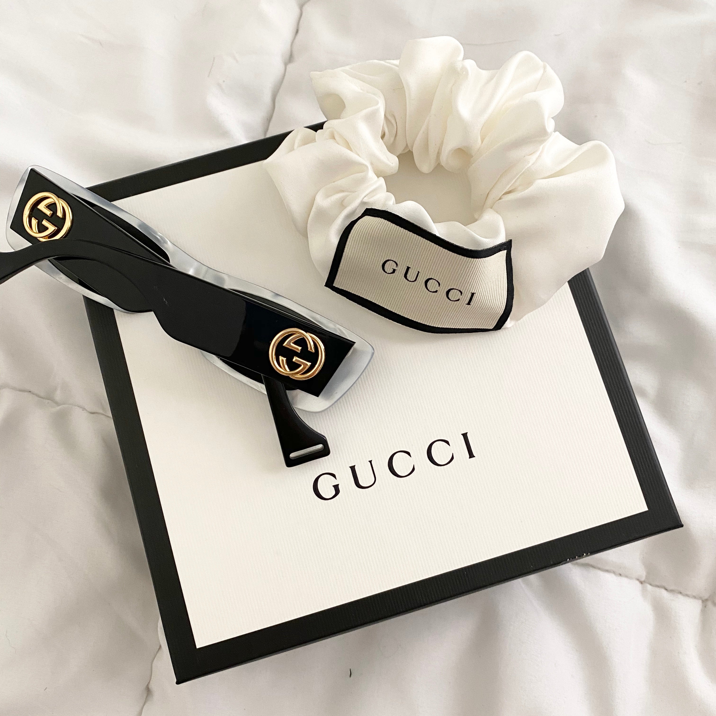 ファッション雑貨・小物その他 GUCCI SCRUNCHIES Gucci GG Canvas crystal-embellished scrunchie Gucci
