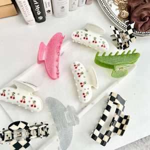 Pink Glitter Claw Clip