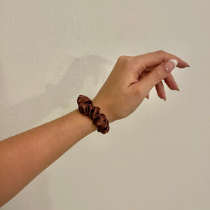 Petite Espresso Brown Scrunchie
